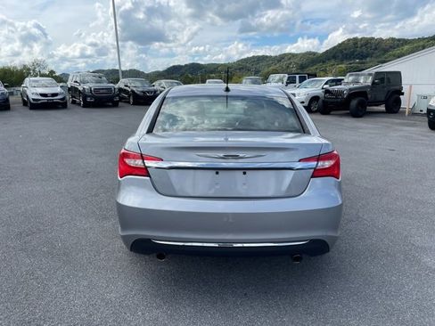 Used 2014 Chrysler 200 Limited w/ Sun/Sound Group image 7