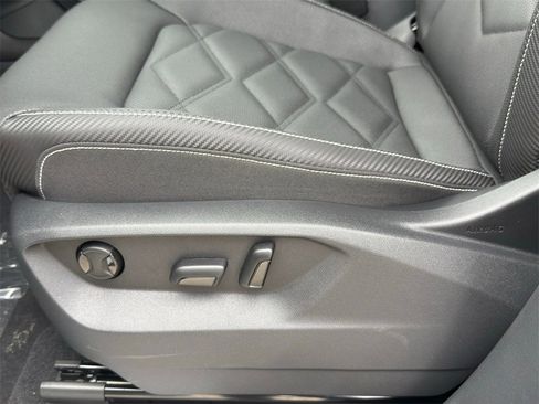 New 2026 Volkswagen Atlas Cross Sport SE image 20