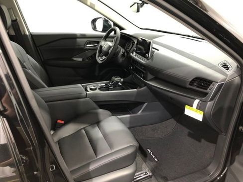 New 2026 Nissan Rogue SV AWD/4WD image 11