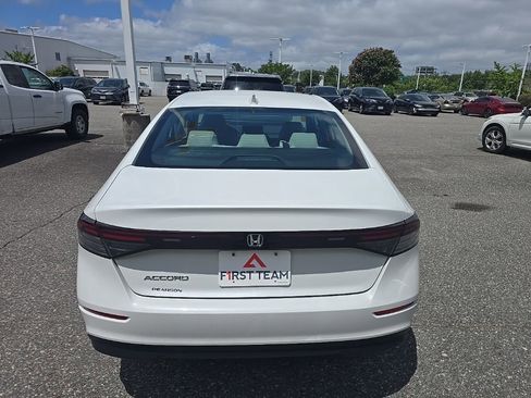 Used 2024 Honda Accord LX image 6