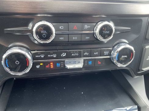 New 2026 Ford F350 Lariat w/ Black Appearance Package AWD/4WD image 17