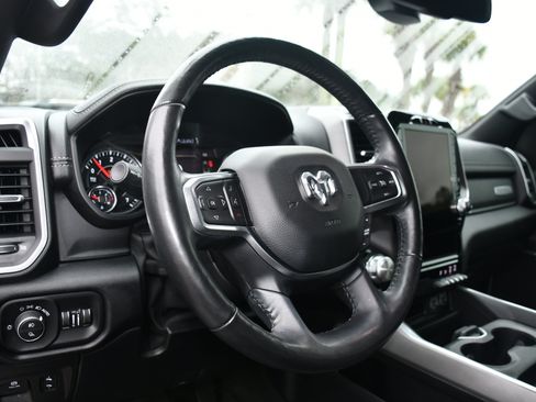 Used 2020 RAM 1500 Laramie image 8