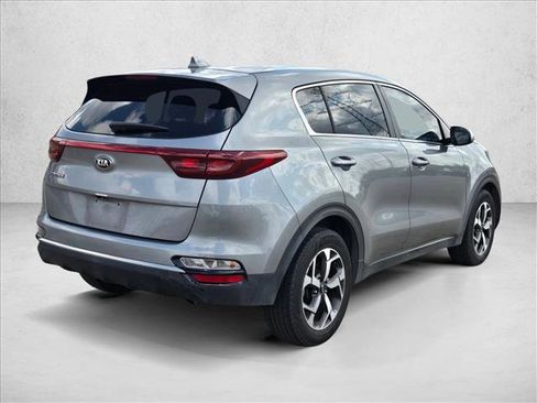 Used 2020 Kia Sportage LX image 4