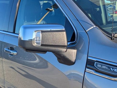 Used 2025 GMC Sierra 1500 SLT image 9