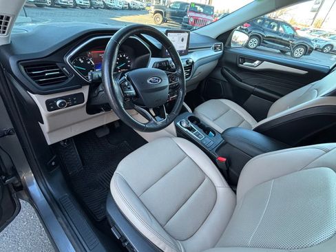 Used 2021 Ford Escape SEL image 14