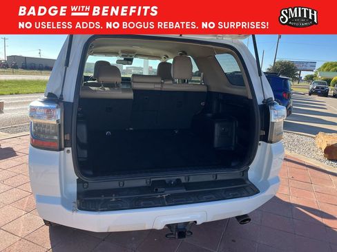 Used 2020 Toyota 4Runner SR5 Premium image 12