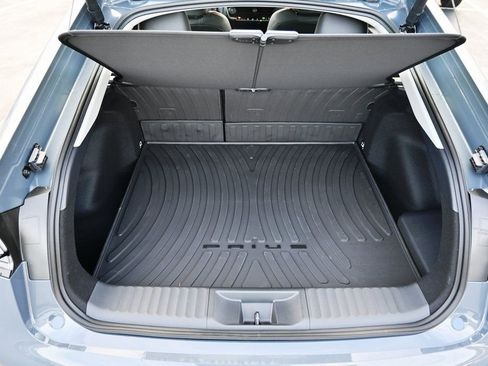 New 2026 Toyota Prius Plug-In Hybrid image 7