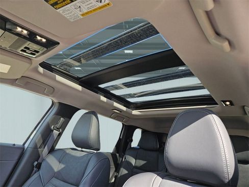 New 2025 Mitsubishi Outlander Trail Edition image 13