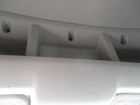 Used 2019 Nissan NV 2500 SV image 26