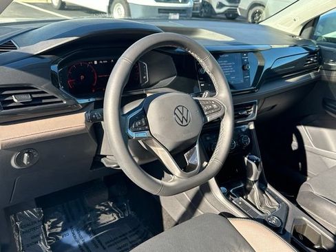 Used 2023 Volkswagen Taos SEL AWD/4WD image 35