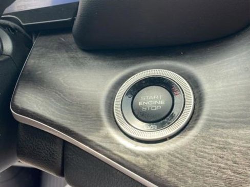 Used 2021 Jeep Grand Cherokee L Limited image 22