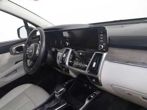 Used 2023 Kia Sorento S w/ Panoramic Sunroof Package AWD/4WD image 41