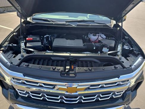 New 2026 Chevrolet Silverado 1500 LTZ w/ LTZ Premium Package AWD/4WD image 33