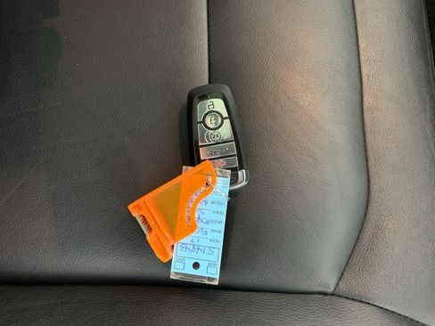 Used 2017 Ford Explorer XLT w/ Equipment Group 202A image 45