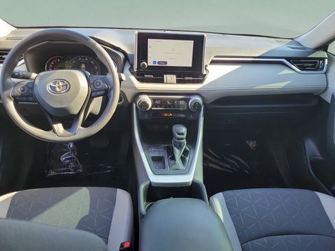 Used 2023 Toyota RAV4 XLE FWD image 12