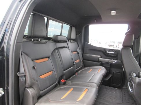 Used 2019 GMC Sierra 1500 AT4 w/ AT4 Premium Package AWD/4WD image 25