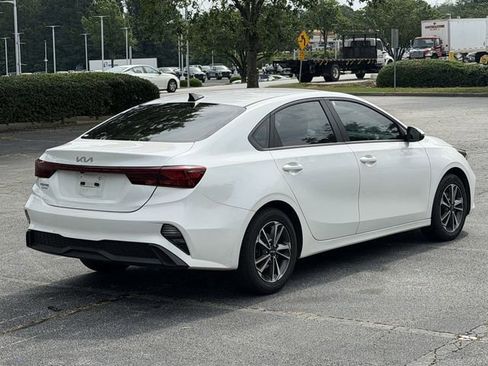 Certified 2024 Kia Forte LXS w/ LXS Technology Package FWD image 4