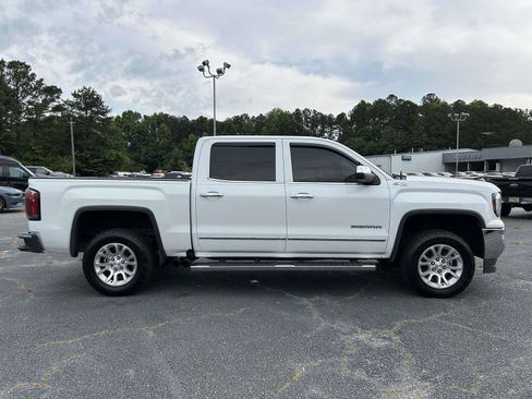 Used 2018 GMC Sierra 1500 SLT AWD/4WD image 2