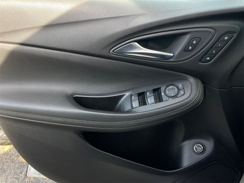 Used 2023 Buick Encore GX Essence w/ Experience Buick Package image 20