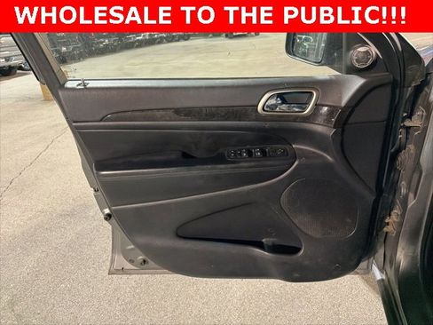 Used 2011 Jeep Grand Cherokee Laredo image 14