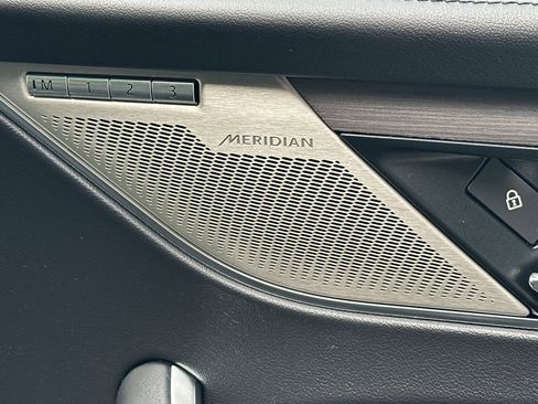 Used 2021 Jaguar F-PACE S image 16