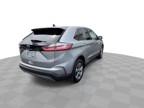 Used 2022 Ford Edge SEL w/ Convenience Package AWD/4WD image 9