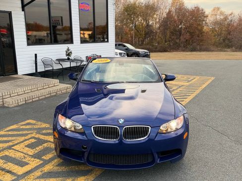 Used 2009 BMW M3 Convertible 2D image 17