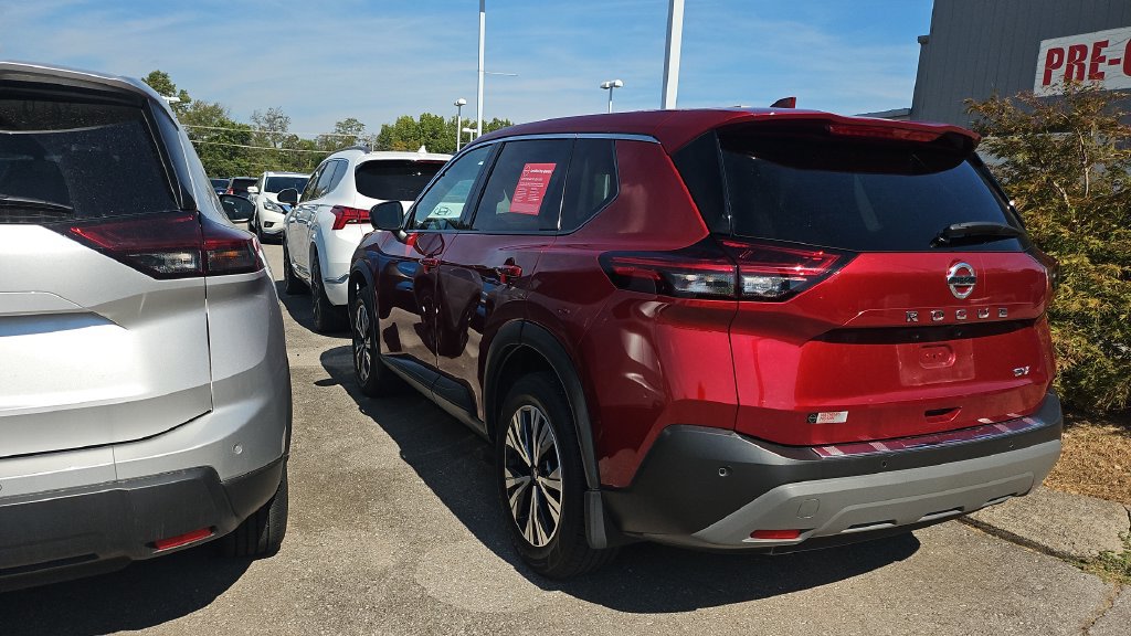 Certified 2021 Nissan Rogue SV FWD image 4