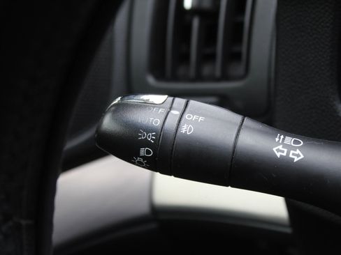 Used 2015 INFINITI Q40 Sedan 4D w/ Navigation Package image 27