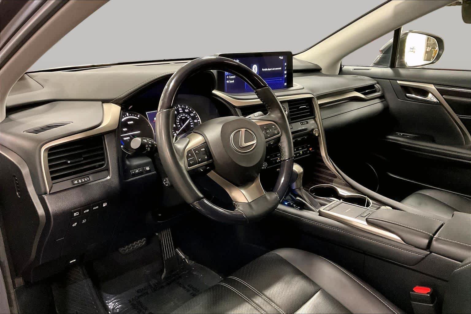 Used 2022 Lexus RX 450h AWD w/ Luxury Package image 18