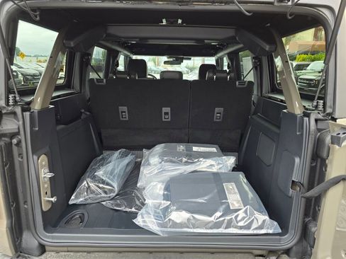 New 2026 Ford Bronco Big Bend w/ Black Diamond Package AWD/4WD image 13