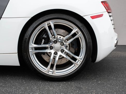 Used 2012 Audi R8 V8 AWD/4WD image 40