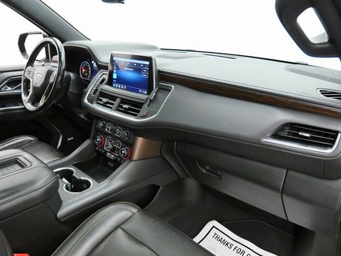 Used 2021 Chevrolet Suburban High Country w/ Premium Package image 17