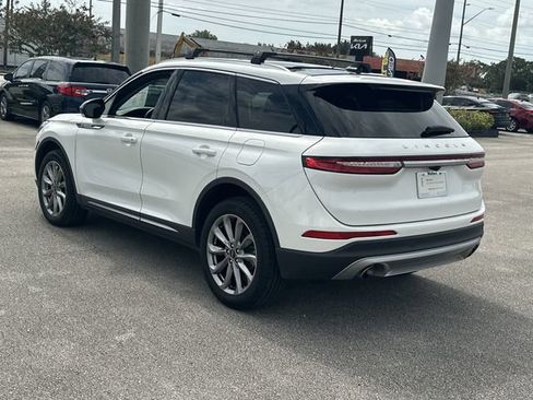 Certified 2022 Lincoln Corsair AWD w/ Premium Package image 9