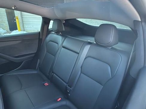 Used 2026 Tesla Model Y Long Range image 28