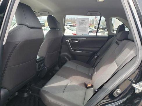 Used 2025 Toyota RAV4 XLE image 13