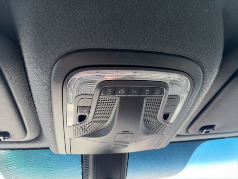 Used 2021 Mercedes-Benz Sprinter 1500 image 28