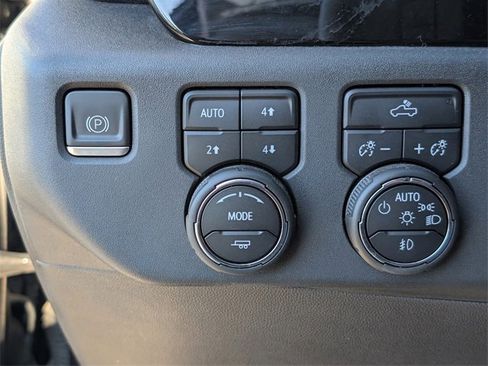 Certified 2023 Chevrolet Silverado 1500 RST w/ Z71 Off-Road Package image 23