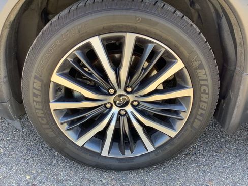Used 2022 INFINITI QX60 Sensory w/ Cargo Package AWD/4WD image 35