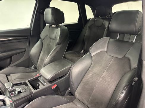 Used 2020 Audi SQ5 Premium Plus w/ Premium Plus Package image 35