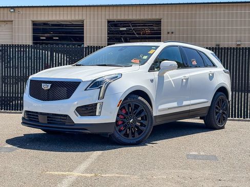 Used 2023 Cadillac XT5 Sportv w/ Technology Package AWD/4WD image 1