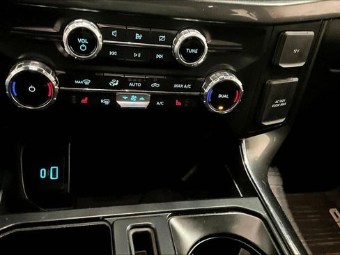 Used 2022 Ford F150 XLT w/ Equipment Group 302A High image 16