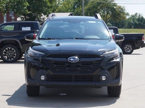 Used 2023 Subaru Outback Premium AWD/4WD image 8