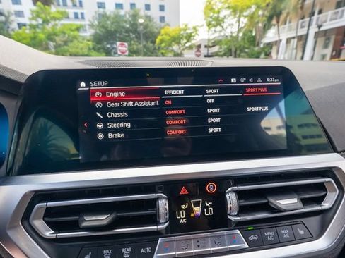 Used 2021 BMW M4 Coupe w/ Executive Package RWD image 71