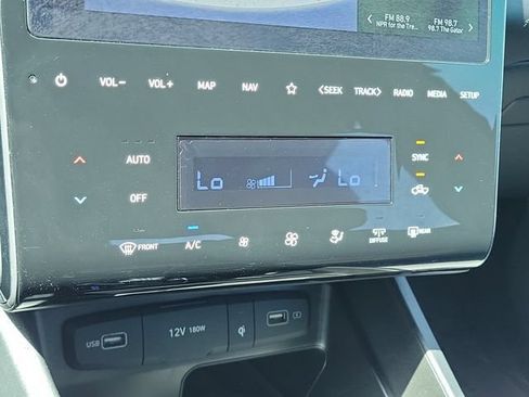 Used 2024 Hyundai Santa Cruz SEL w/ Activity Package FWD image 30