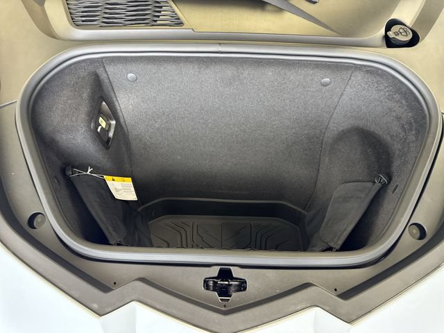 Used 2021 Chevrolet Corvette Stingray Premium Cpe w/ Z51 Performance Package RWD image 28