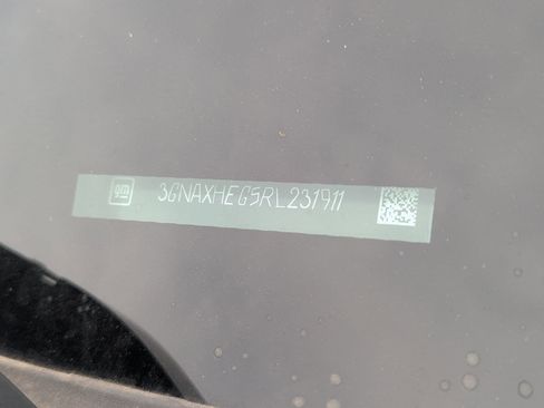 Used 2024 Chevrolet Equinox LS w/ LS Convenience Package image 10