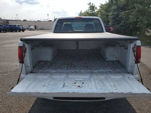 Used 1998 Chevrolet S10 Pickup LS w/ Preferred Equipment Group RWD image 19