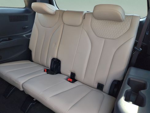 Used 2021 Hyundai Palisade SEL w/ Cargo Package FWD image 18