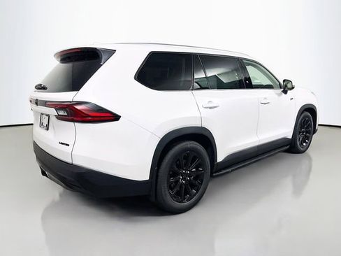 New 2026 Toyota Grand Highlander FWD image 3